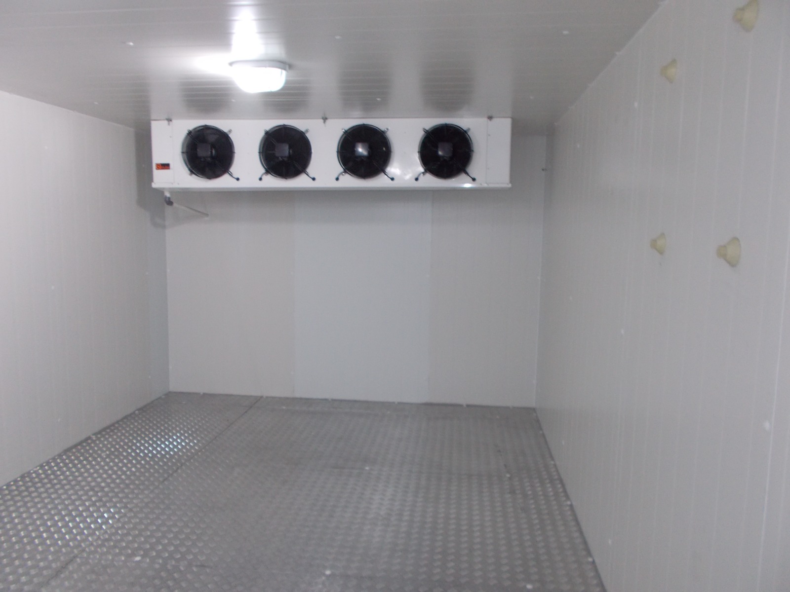 Ruangan cold storage